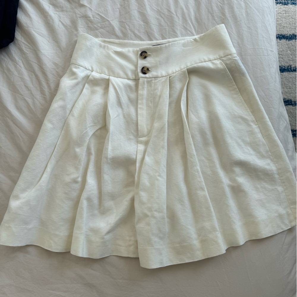 Club Monaco shorts